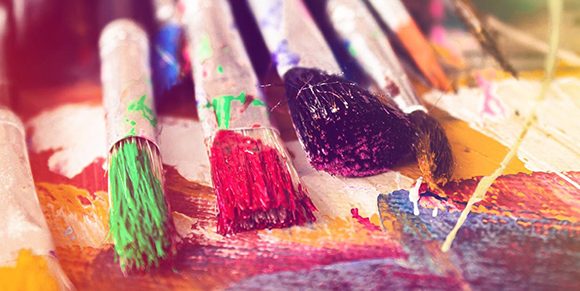 Resumen Artículo: ” Prácticas participativas que utilizan arte, creatividad y juego en el espacio público: un estudio exploratorio desde la perspectiva de atención primaria de salud integral con enfoque en salud mental” por Virginia Pérez (Área de Arteterapia del Creap)