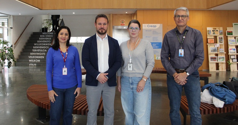 Juan Lázaro, director del Creap, con la delegación de las universidades Federal de Santa Catarina y Federal de Pernambuco (Brasil). 